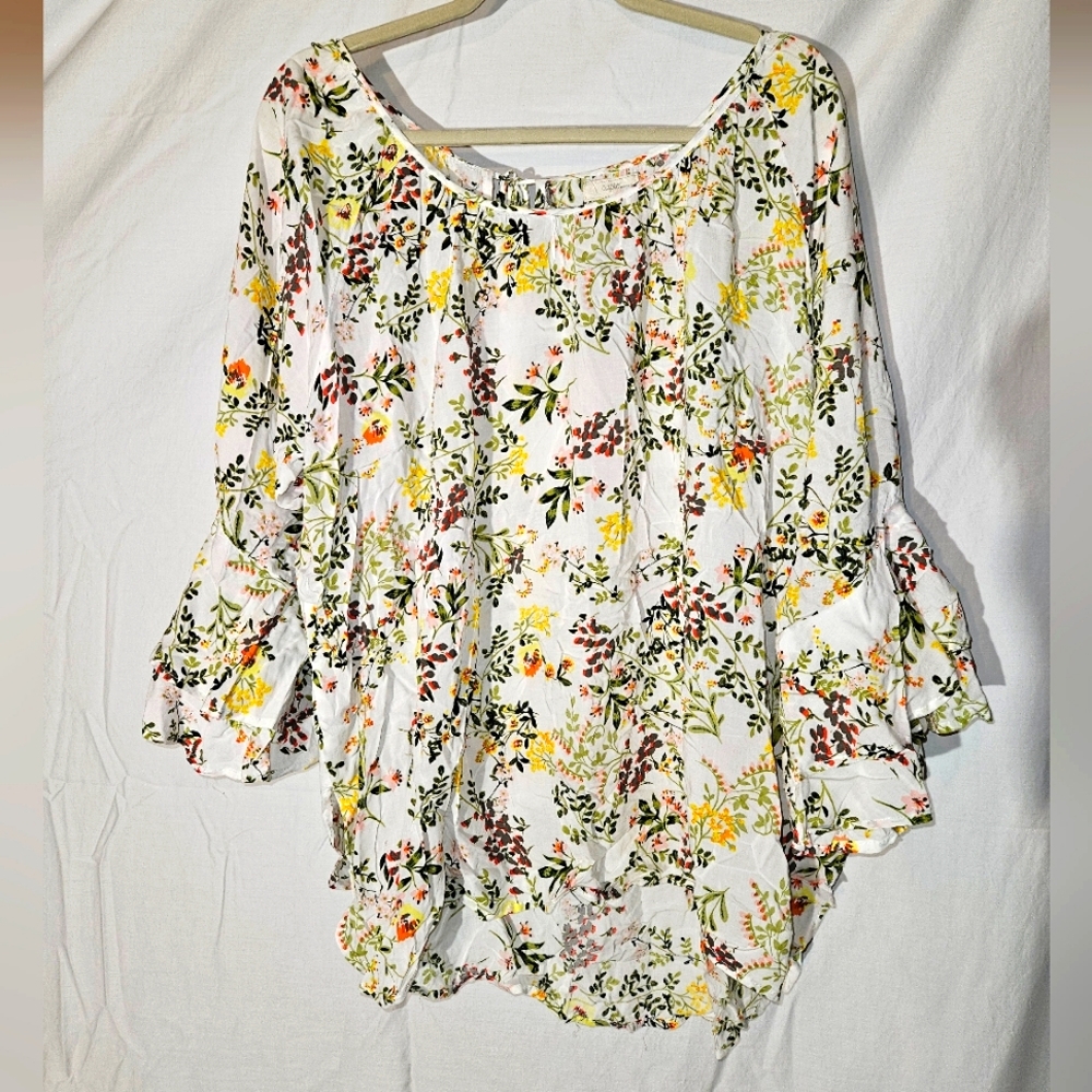 Womens Floral Blouse - Cupio